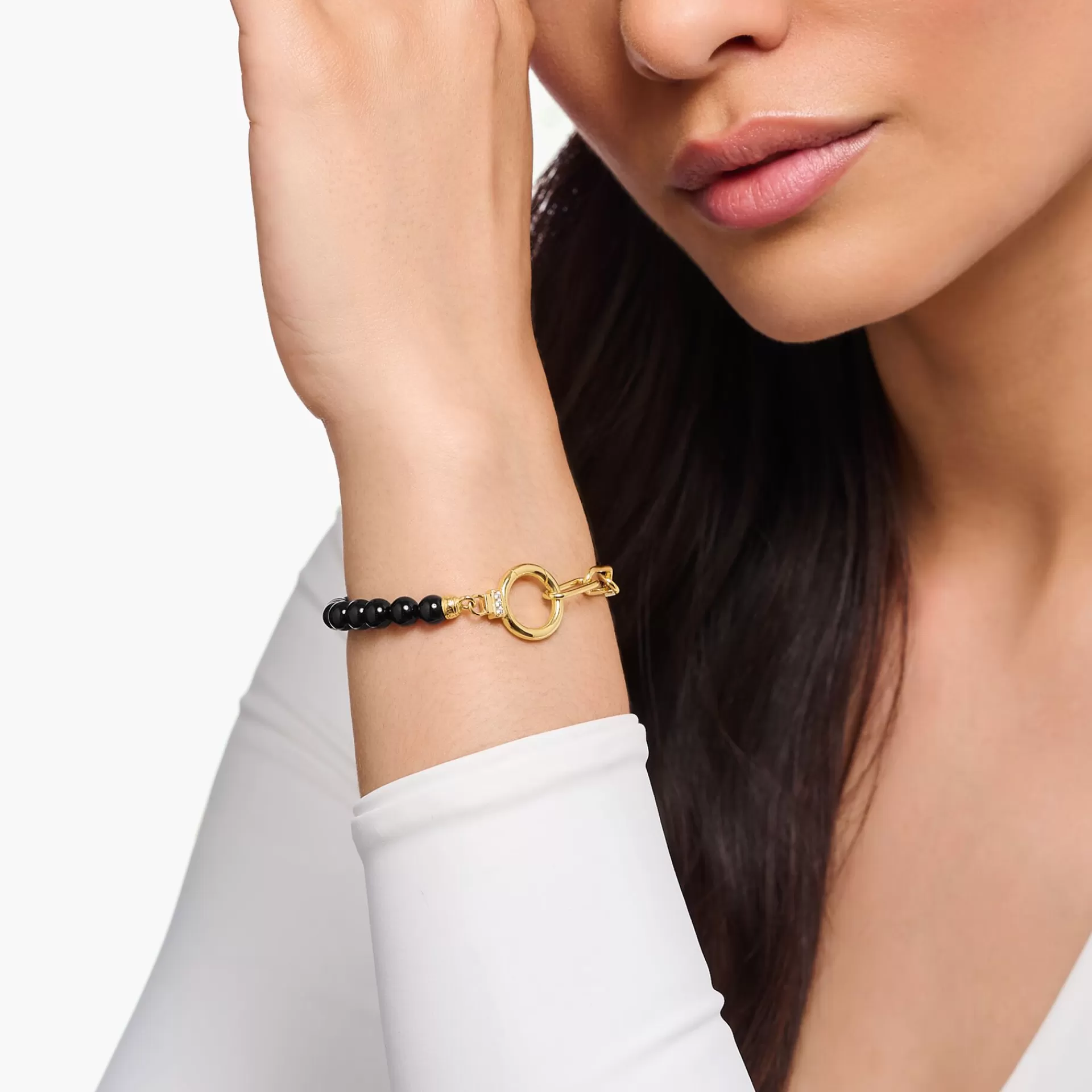 THOMAS SABO Armband | 18K plätering<ARMBAND AV ONYXP&AUML;RLOR MED GULDPL&AUML;TERAD L&AUML;NKKEDJA gult guldfargad, vit, svart