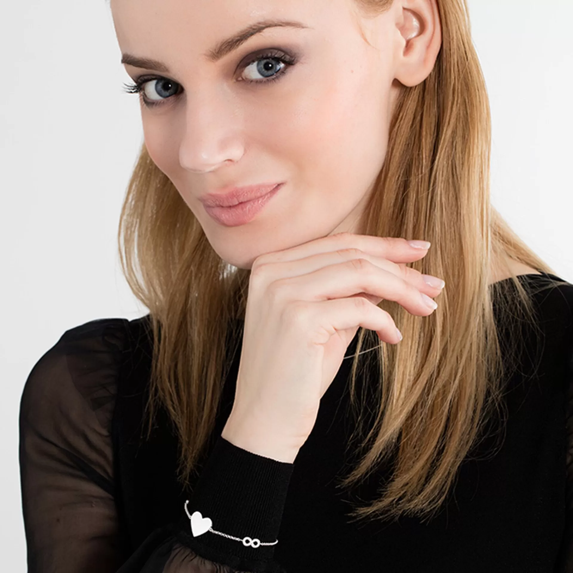 THOMAS SABO Armband | Återvunnet 925 silver<ARMBAND HJ&AUML;RTA MED INFINITY silverfargad, vit