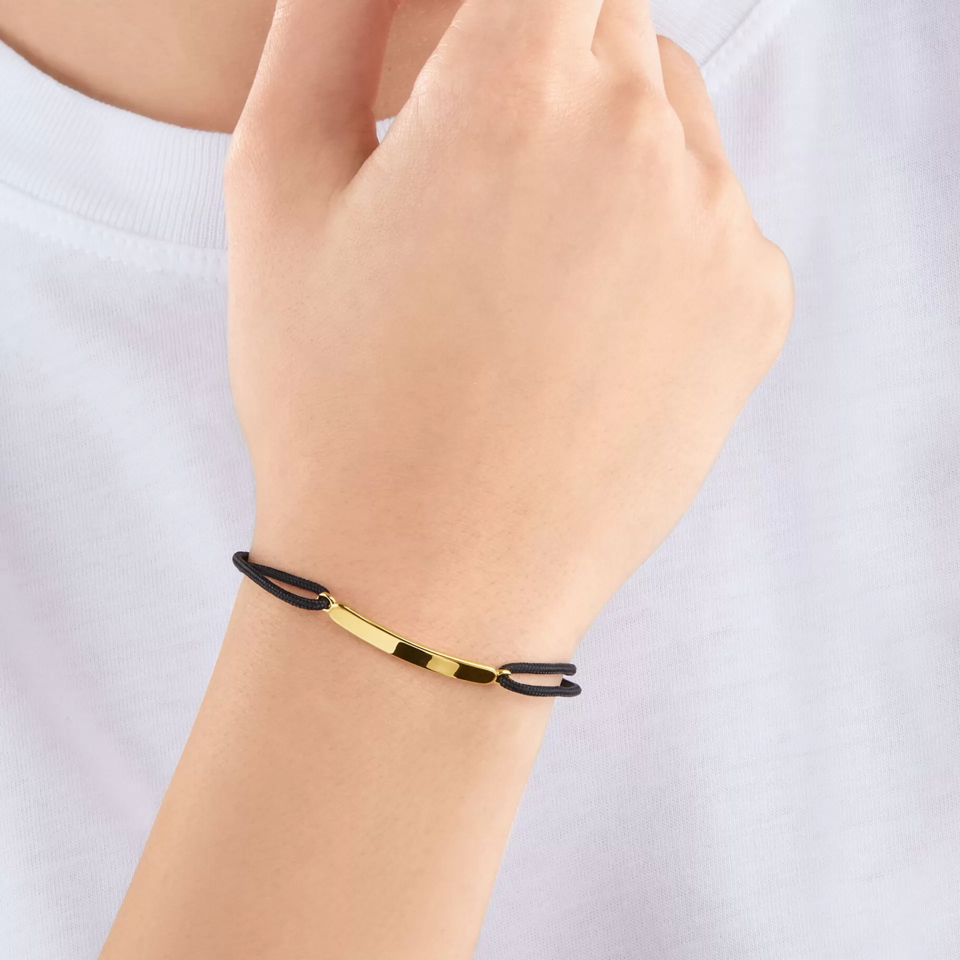THOMAS SABO Armband | Gravyr till honom<ARMBAND LITTLE SECRET CLASSIC GULD gult guldfargad, svart