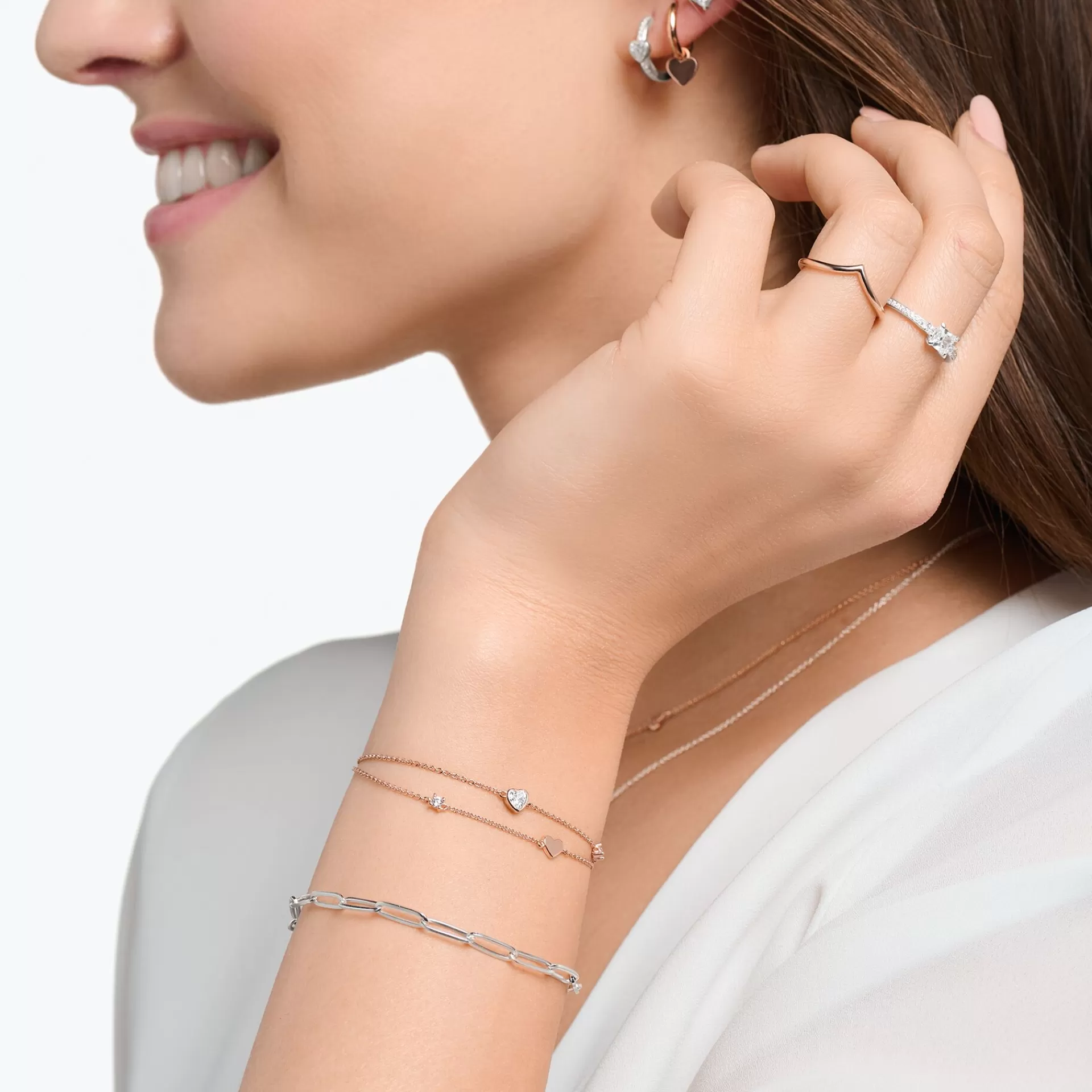 THOMAS SABO Armband | 18K roséguldplätering<ARMBAND MED HJ&AUML;RTAN OCH VITA STENAR ROS&EACUTE;GULD roséguldfargad, vit