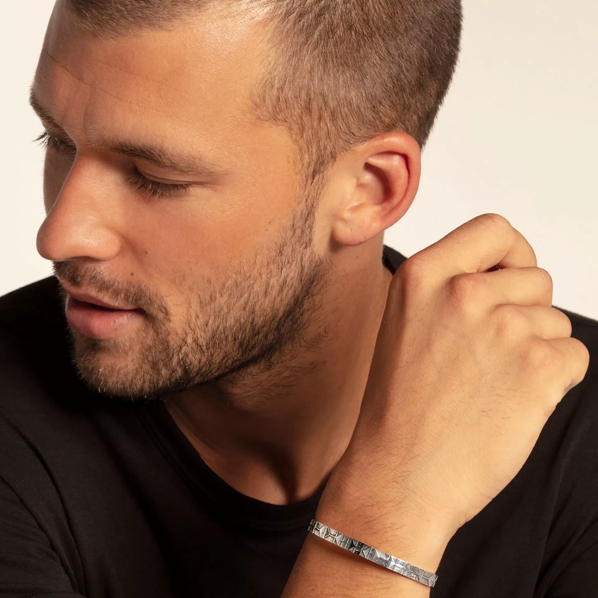 THOMAS SABO Armringar | Armringar<ARMRING ETNO silverfargad