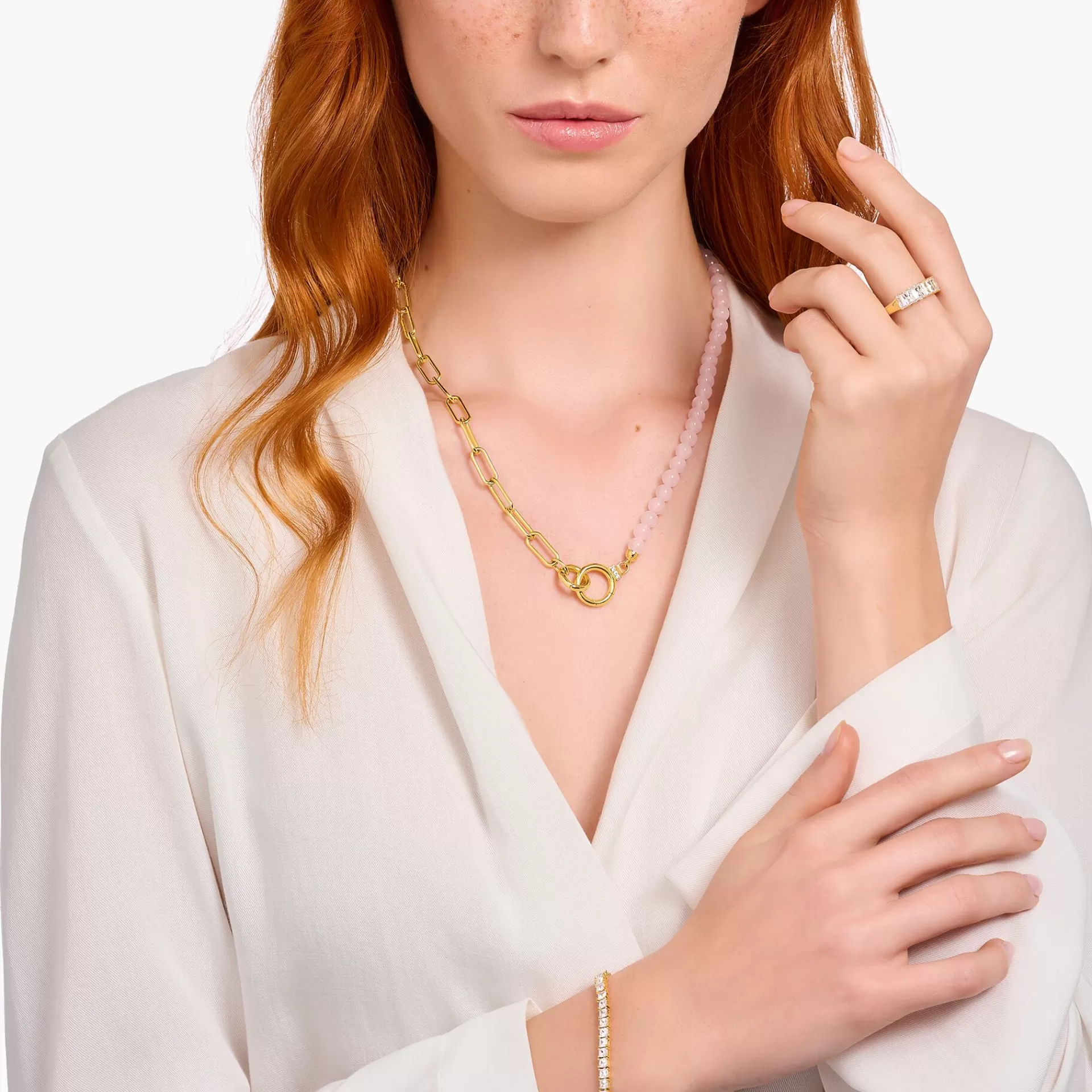 THOMAS SABO Halsband | 18K plätering<COLLIER MED L&AUML;NKKEDJA OCH ROSA P&AUML;RLOR - F&OUML;RGYLLD gult guldfargad, vit, rosa