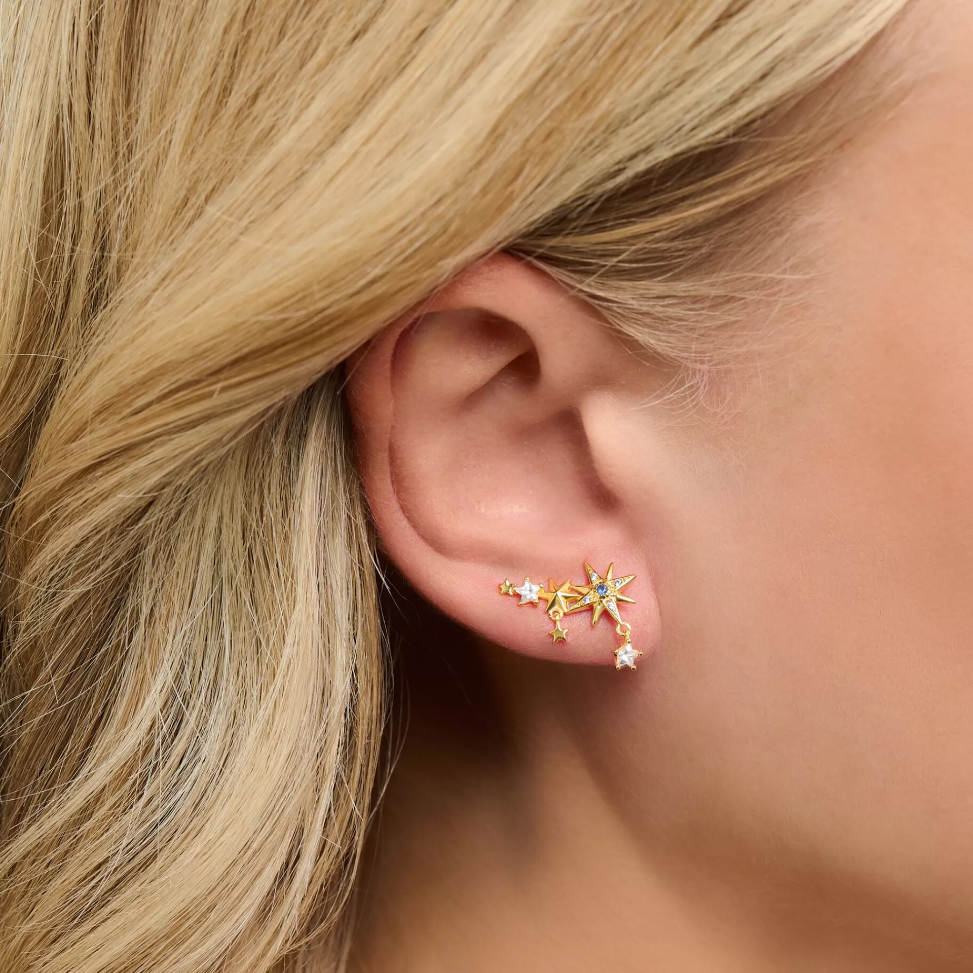 THOMAS SABO Stiftörhängen | 18K plätering<&OUML;RH&AUML;NGEN &OUML;RONKL&AUML;TTRARE ROYALTY STJ&AUML;RNOR GULD gult guldfargad, mörkblå, ljusblå, vit